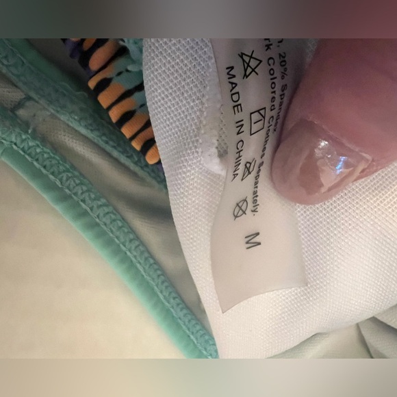 SWIMSUIT UNBRANDED MINT GREEN WITH MULTI COLORED HORIZONTAL COLORS AT WAIST MED - Picture 5 of 8